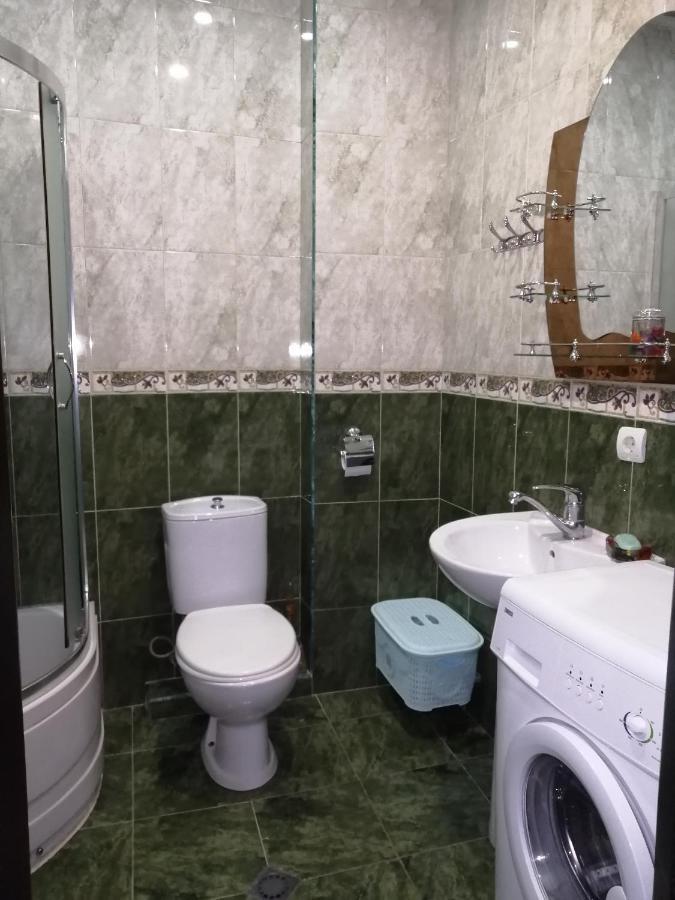 Apartments In The Historical Center Of Batumi, Near The Seaside Park Extérieur photo